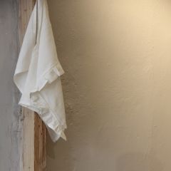 MagicLinen - Kökshandduk med volang offwhite