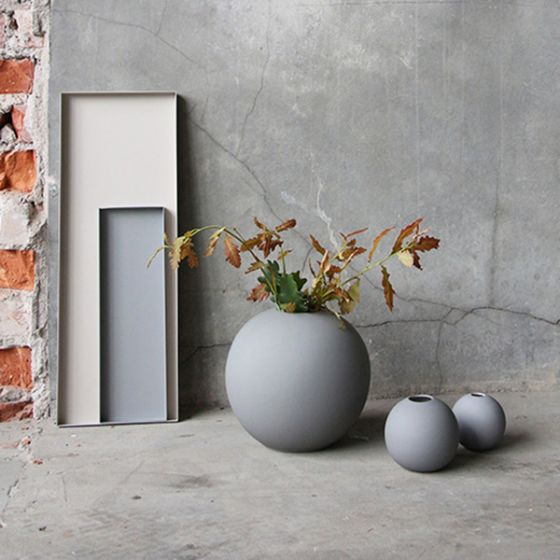 Cooee Design - Ball - Vas grå cm | dukatbord.se